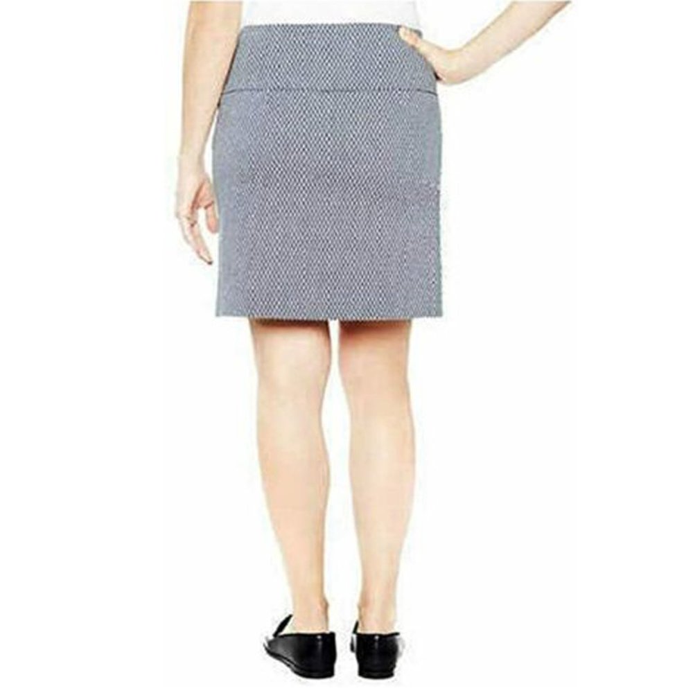 Style & Co 360 Tummy Control Comfort Stretch Skort - Picture 2 of 4